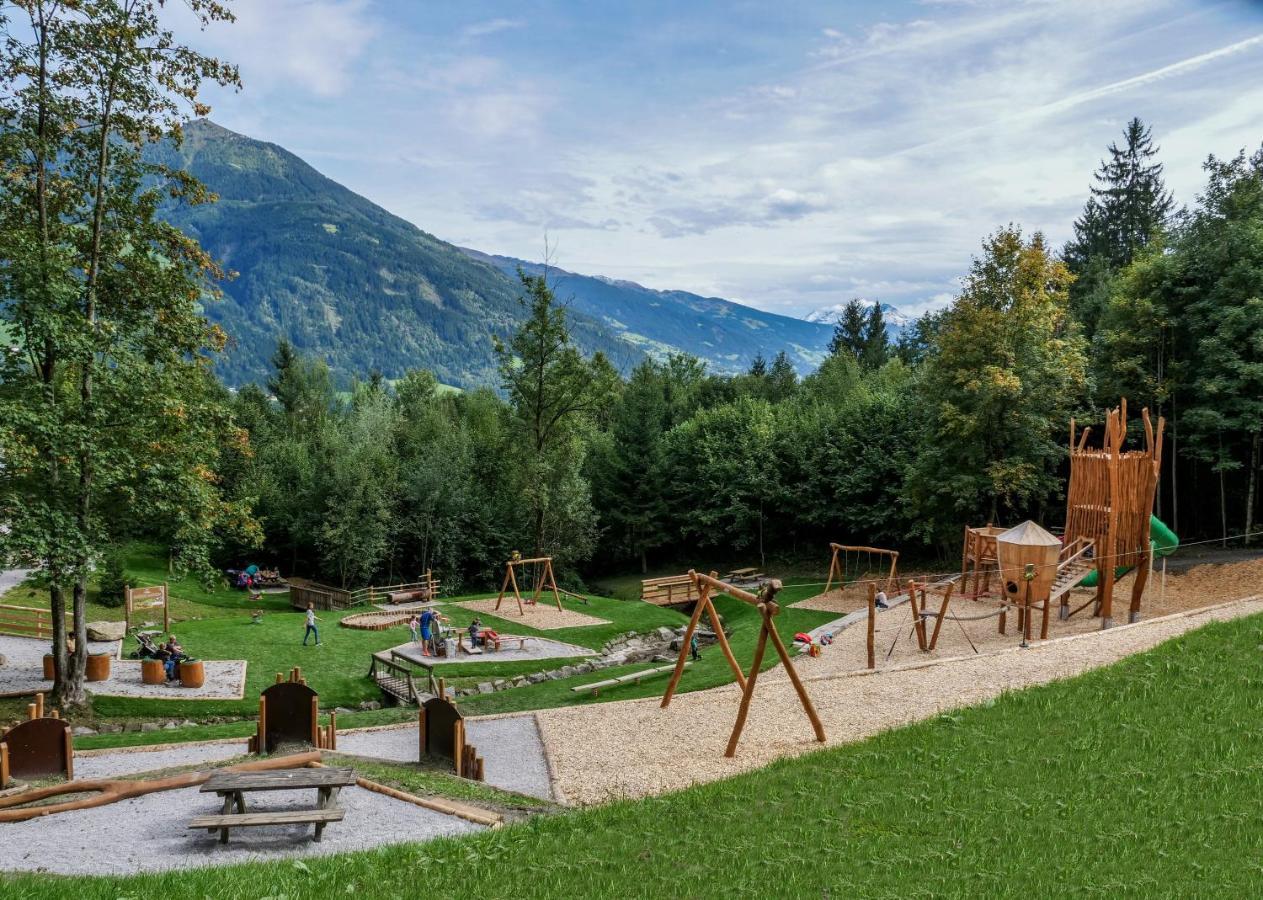 Alpen Quartier Apartamento Uderns Exterior foto
