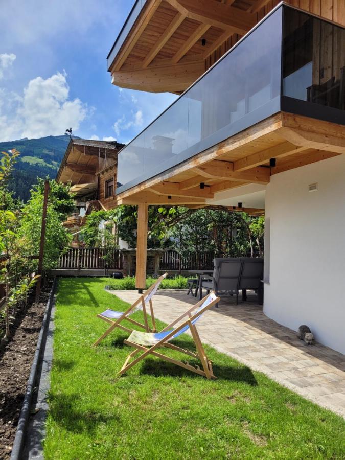 Alpen Quartier Apartamento Uderns Exterior foto