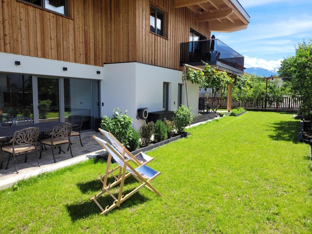 Alpen Quartier Apartamento Uderns Exterior foto