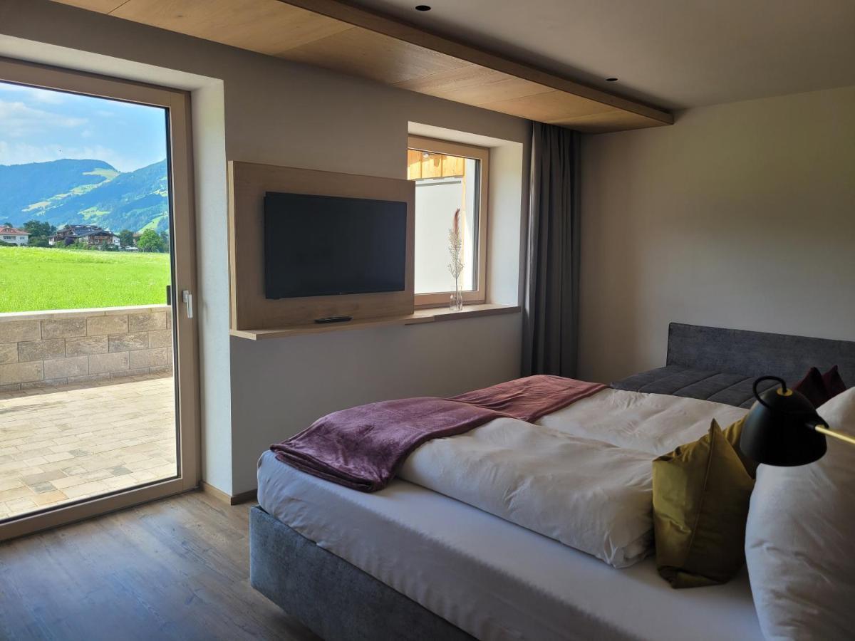 Alpen Quartier Apartamento Uderns Exterior foto